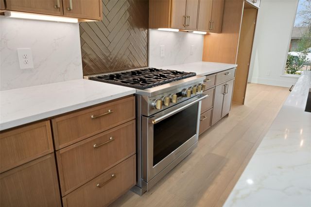 8521 Friendship Road, Houston, TX 77080