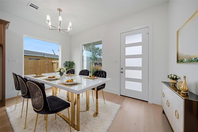 8521 Friendship Road, Houston, TX 77080