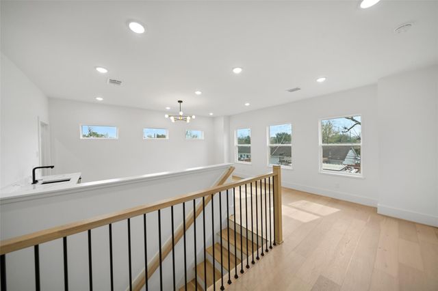 8521 Friendship Road, Houston, TX 77080