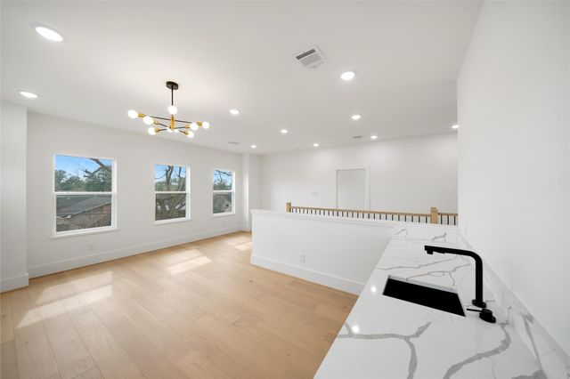 8521 Friendship Road, Houston, TX 77080