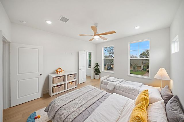 8521 Friendship Road, Houston, TX 77080