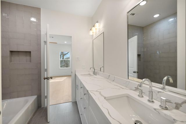 8521 Friendship Road, Houston, TX 77080