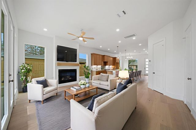 8521 Friendship Road, Houston, TX 77080