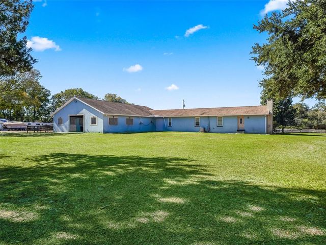 19331 E LEVY STREET, Williston, FL 32696