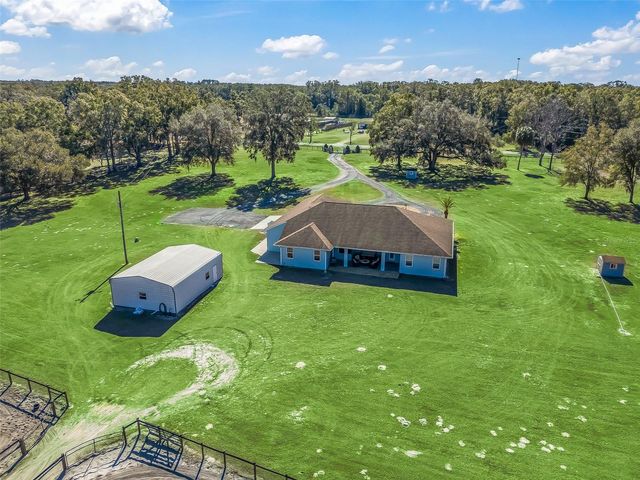 19331 E LEVY STREET, Williston, FL 32696