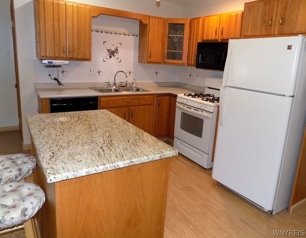 315 Desmond Drive, Tonawanda, NY 14150