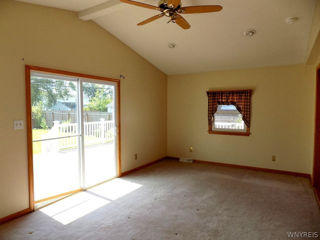 315 Desmond Drive, Tonawanda, NY 14150