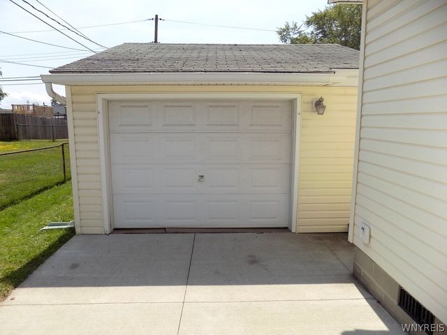 315 Desmond Drive, Tonawanda, NY 14150