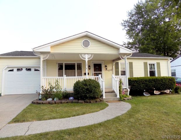 315 Desmond Drive, Tonawanda, NY 14150