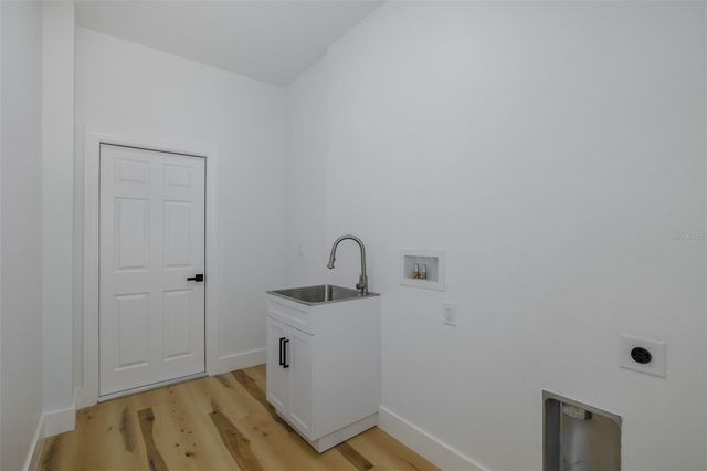 11277 FOOL DUCK AVENUE, Weeki Wachee, FL 34613