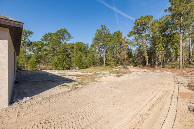 11277 FOOL DUCK AVENUE, Weeki Wachee, FL 34613