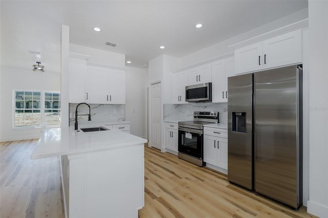 11277 FOOL DUCK AVENUE, Weeki Wachee, FL 34613