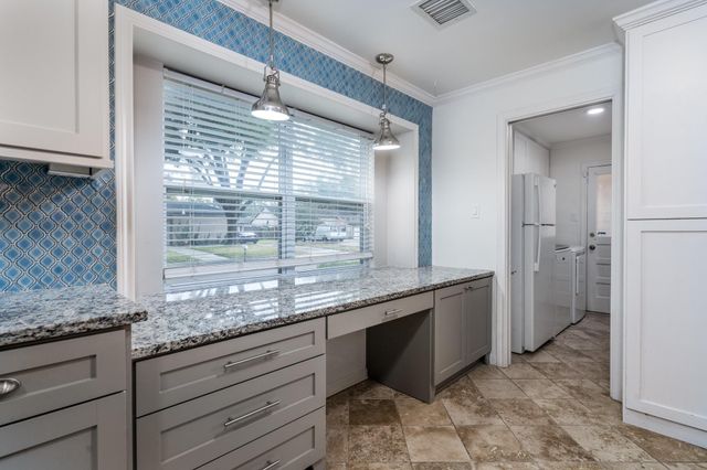 12107 Westmere Drive, Houston, TX 77077