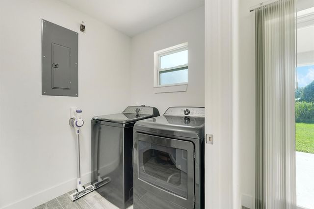 2532 NW 34th Avenue, Okeechobee, FL 34972