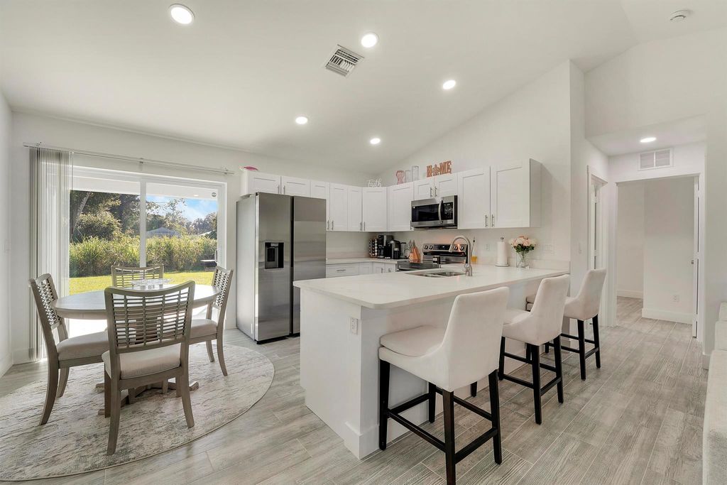 2532 NW 34th Avenue, Okeechobee, FL 34972