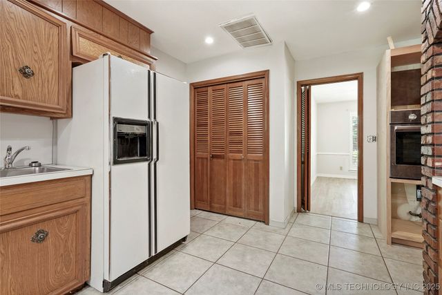 3740 E 104th Street, Tulsa, OK 74137