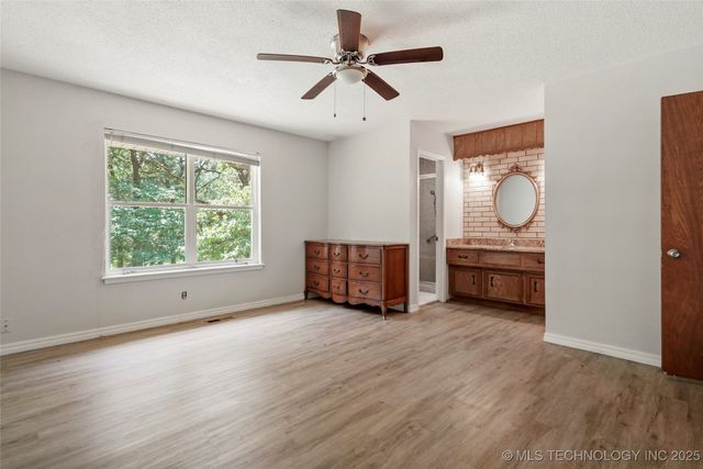 3740 E 104th Street, Tulsa, OK 74137