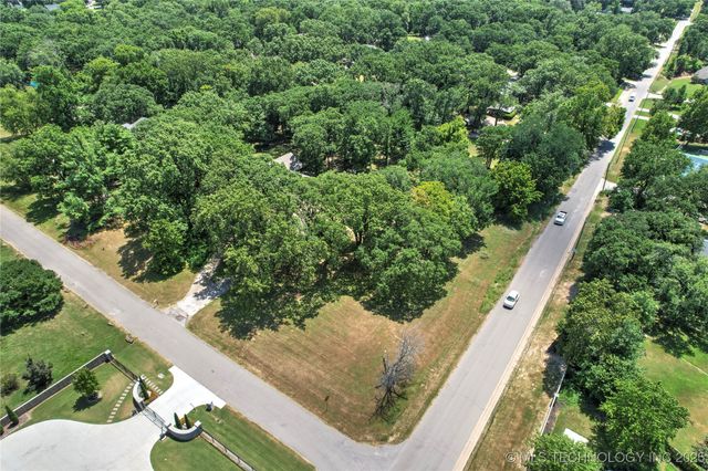 3740 E 104th Street, Tulsa, OK 74137