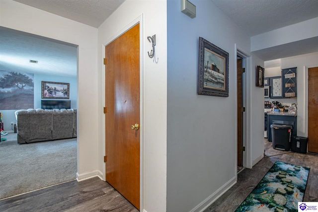 2630 Lake Road North, Radcliff, KY 40160