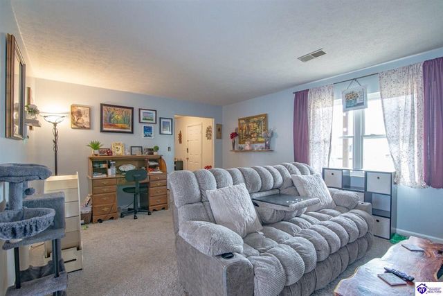 2630 Lake Road North, Radcliff, KY 40160