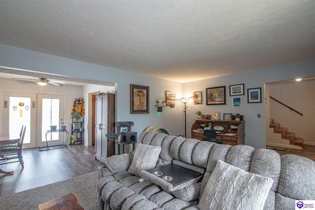 2630 Lake Road North, Radcliff, KY 40160