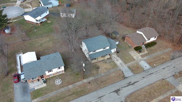 2630 Lake Road North, Radcliff, KY 40160