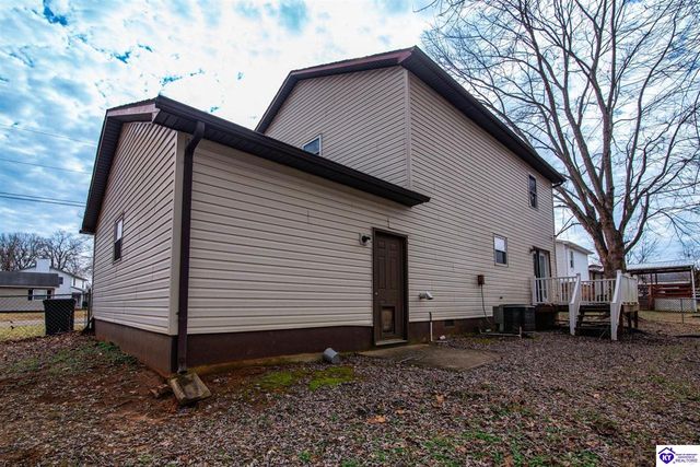 2630 Lake Road North, Radcliff, KY 40160