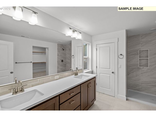 16438 Sw CAMBRIDGE Ln, Portland, OR 97224
