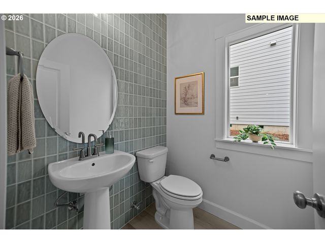 16438 Sw CAMBRIDGE Ln, Portland, OR 97224