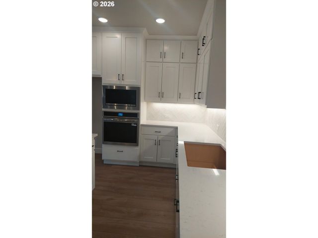 16438 Sw CAMBRIDGE Ln, Portland, OR 97224