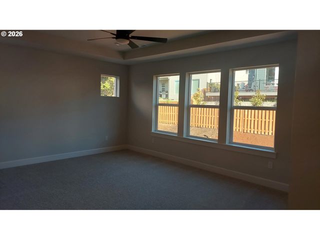 16438 Sw CAMBRIDGE Ln, Portland, OR 97224