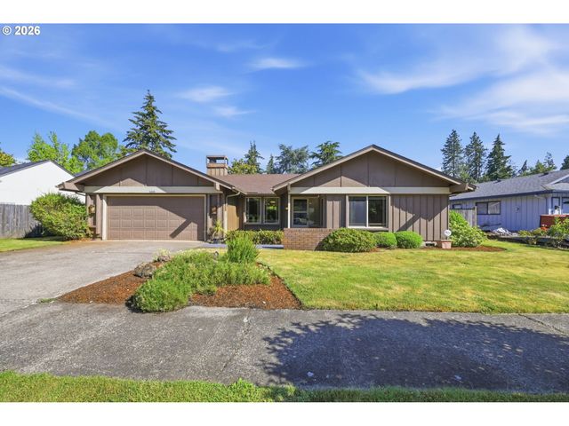 1215 RIO GLEN Dr, Eugene, OR 97401