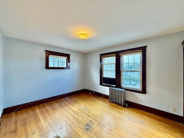 162 South St 2R, Quincy, MA 02169