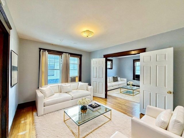 162 South St 2R, Quincy, MA 02169