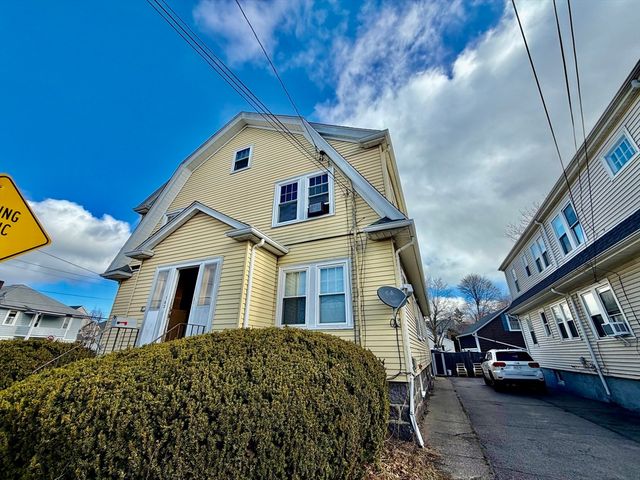 162 South St 2R, Quincy, MA 02169
