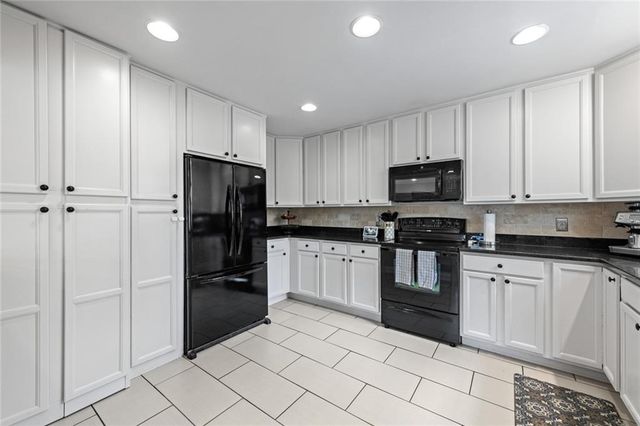 1481 Kenwood NW Avenue, Atlanta, GA 30309