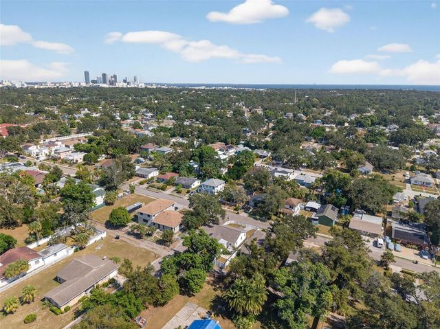 2401 19TH STREET S, St Petersburg, FL 33712