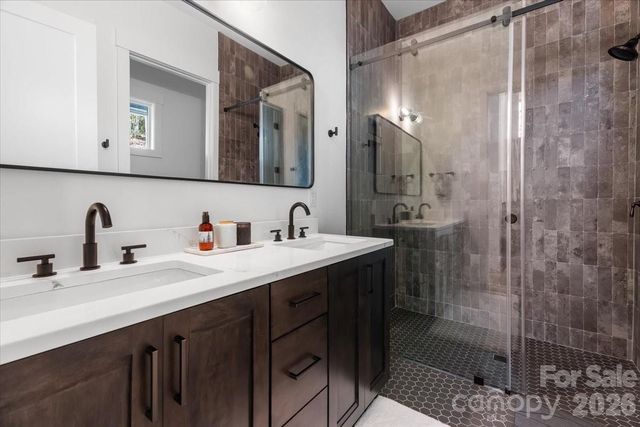 984 Eagle Lake Drive, Brevard, NC 28712