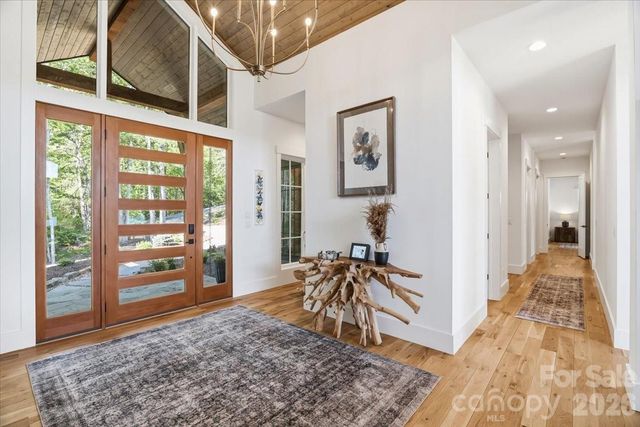 984 Eagle Lake Drive, Brevard, NC 28712