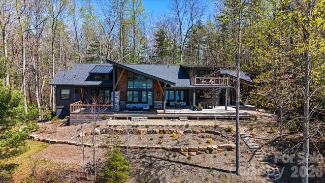984 Eagle Lake Drive, Brevard, NC 28712