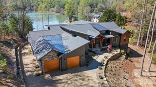 984 Eagle Lake Drive, Brevard, NC 28712