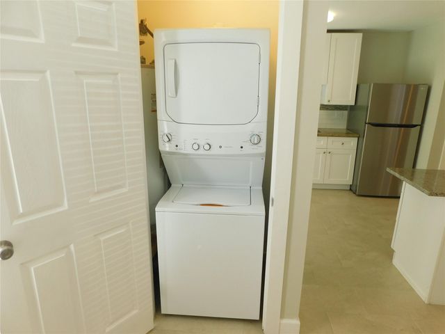 3332 Blodgett Street, Houston, TX 77004