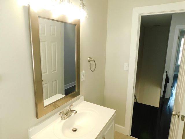 3332 Blodgett Street, Houston, TX 77004