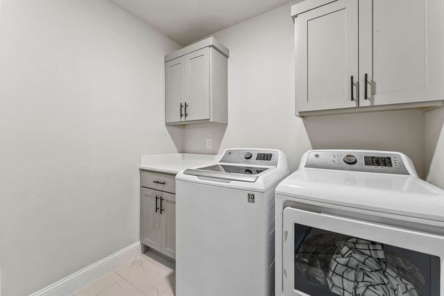 2902 SW Arlington Boulevard, Bentonville, AR 72713