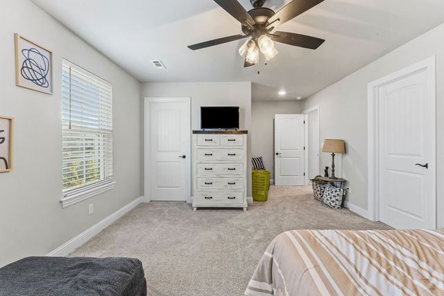 2902 SW Arlington Boulevard, Bentonville, AR 72713