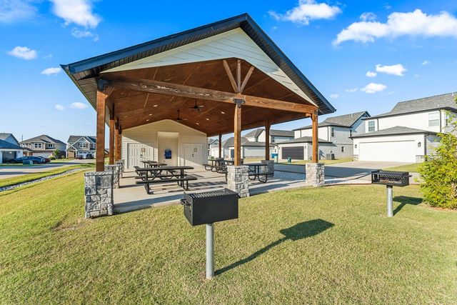 2902 SW Arlington Boulevard, Bentonville, AR 72713