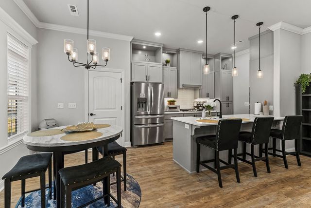 2902 SW Arlington Boulevard, Bentonville, AR 72713