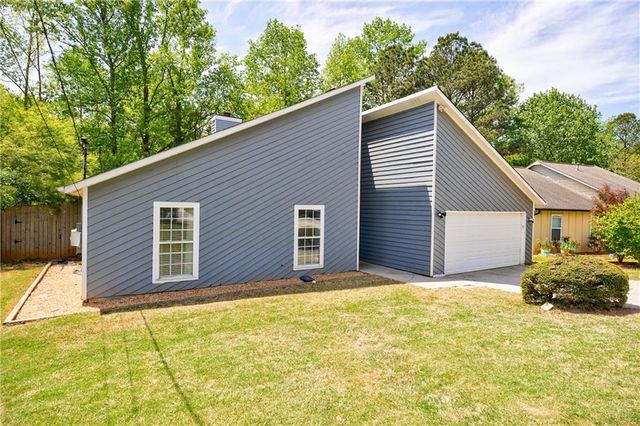 1218 Millstream Trail, Lawrenceville, GA 30044