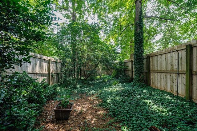 290 Windsor Parkway, Atlanta, GA 30342