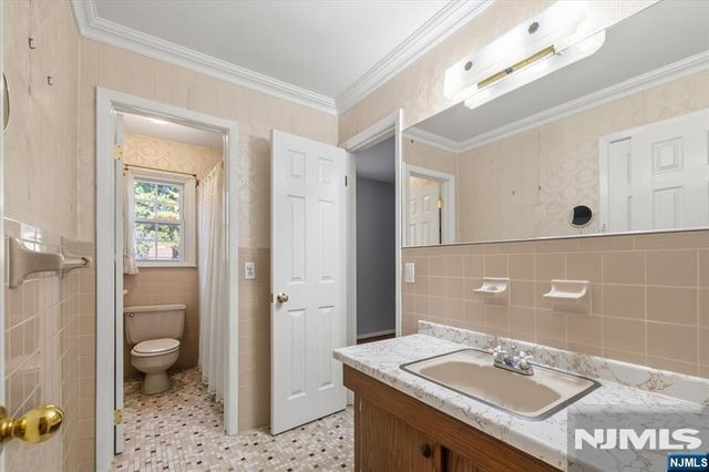230 Washington Avenue, Westwood, NJ 07675